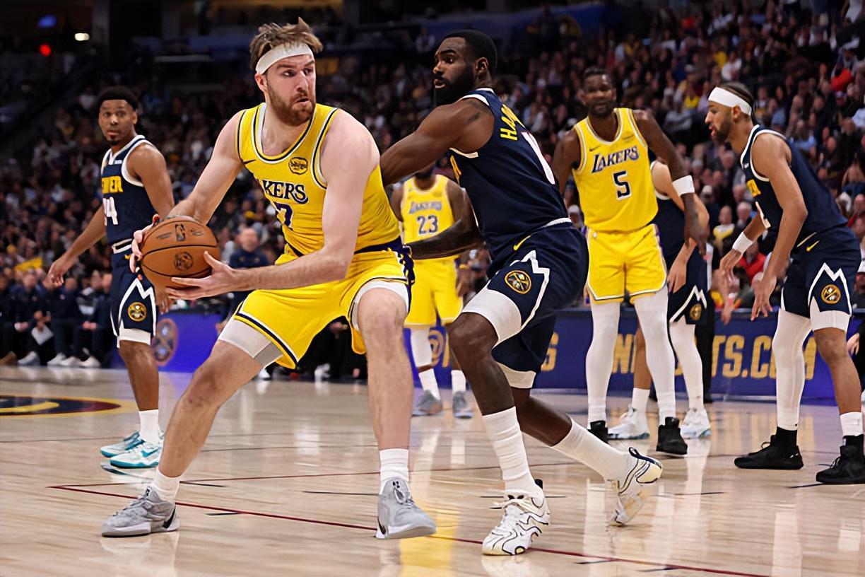 天博体育-得分能力确实相当出色，内线新星的出场给湖人带来了新的变化？